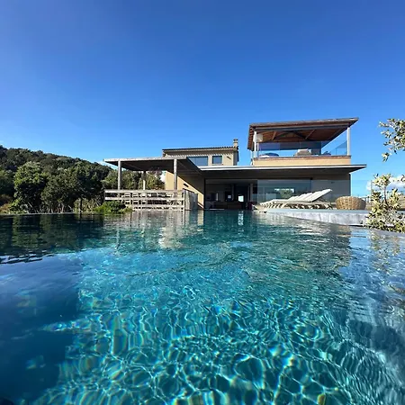 Maison De Charme A Pianottoli-caldarello Avec Piscine Privee * Pianottoli-Caldarello (Corsica)