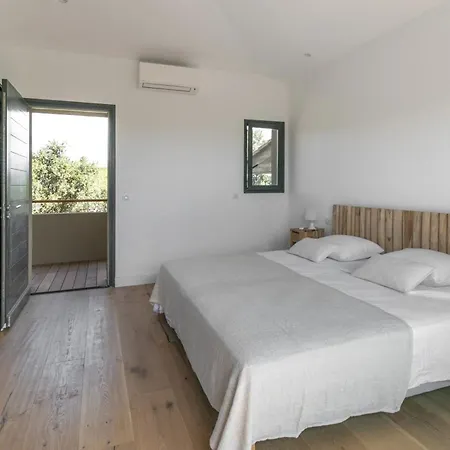 Maison De Charme A Pianottoli-caldarello Avec Piscine Privee *